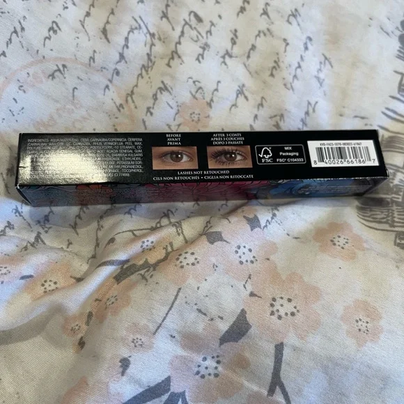 6 for $40. KVD Full Sleeve Long + Defined Tubing Mascara Ink Black - Picture 3 of 5